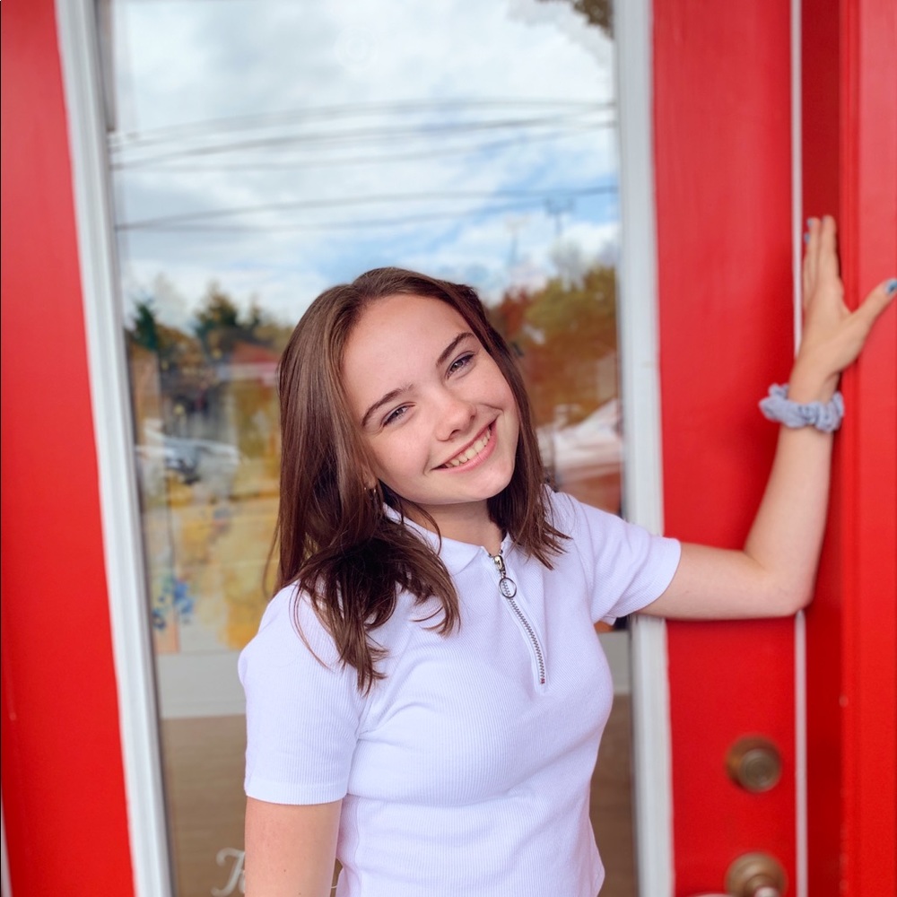 Meet your Posher, Hannah